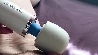 FAT NUB SOLO HAVE FUN WITH MASSAGER-SEE ME GET LARGER