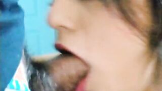 soy transroxy, argentino activo, hunky potente y dotado me da verga por mi boca y me folla