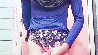 Public Douche Getting Off After Exercise