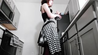 POINT OF VIEW ur femboy boyfriend makes you french toast and enjoys you