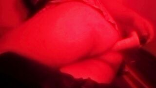 Colegiala trans penetrada con faux-cock. Yoselin Greenfield