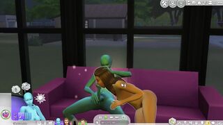 Sims four: Penetrating an Alien on Bed