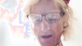 Steph is tryin to get off