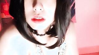 Chinese Trans Wailing and Fapping Off