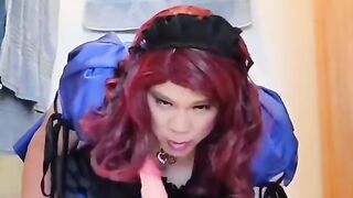 Sissy Maid Candy juggles on her many faux-cocks