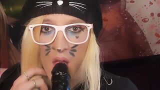 I Love the Taste of My Own Donk Mayo, Especally While Locked in V-Card!