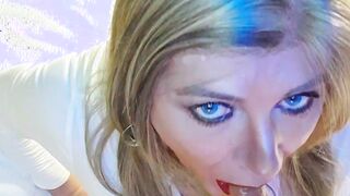 Sexxxy Blone Trans COUGAR with a POINT OF VIEW blowage on her fake penis
