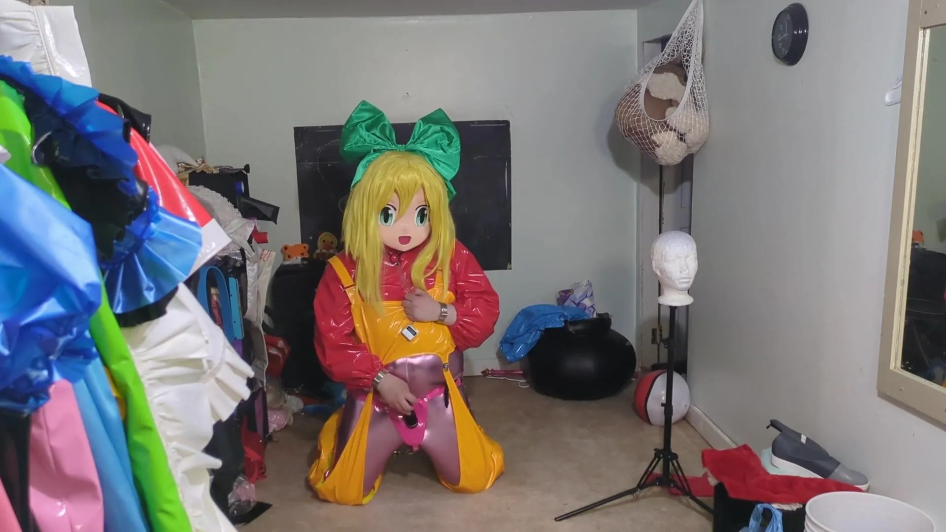 Kigurumi bondage