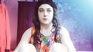 BLONDIE COUGAR IN FLOWERFULL SUNDRESS STEAMY ARSE CROSSDRESSER KITTY MODEL INEXPERIENCED FEMBOY HOMEMADE BLOGGER