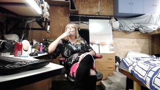 Sharon CD Watching MOMMY`s GIRL